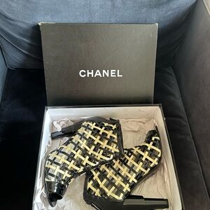 CHANEL Black and Cream Woven Boots